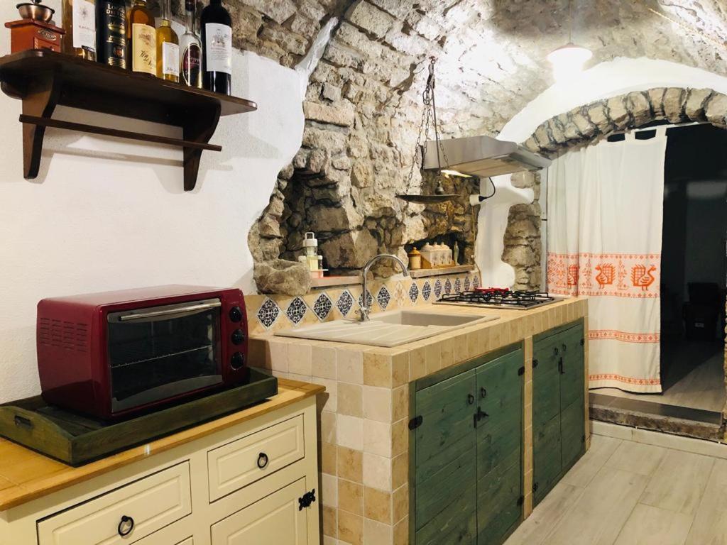 Casa Eleonora - Family Holiday Home Near Beach Боса Экстерьер фото